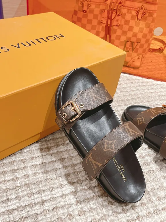 Louis Vuitton Shoe 